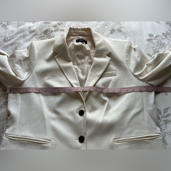 J Crew Schoolboy Blazer XL Cream Ecru Office Classic Minimalist Neutral K2899 - Picture 9 of 11